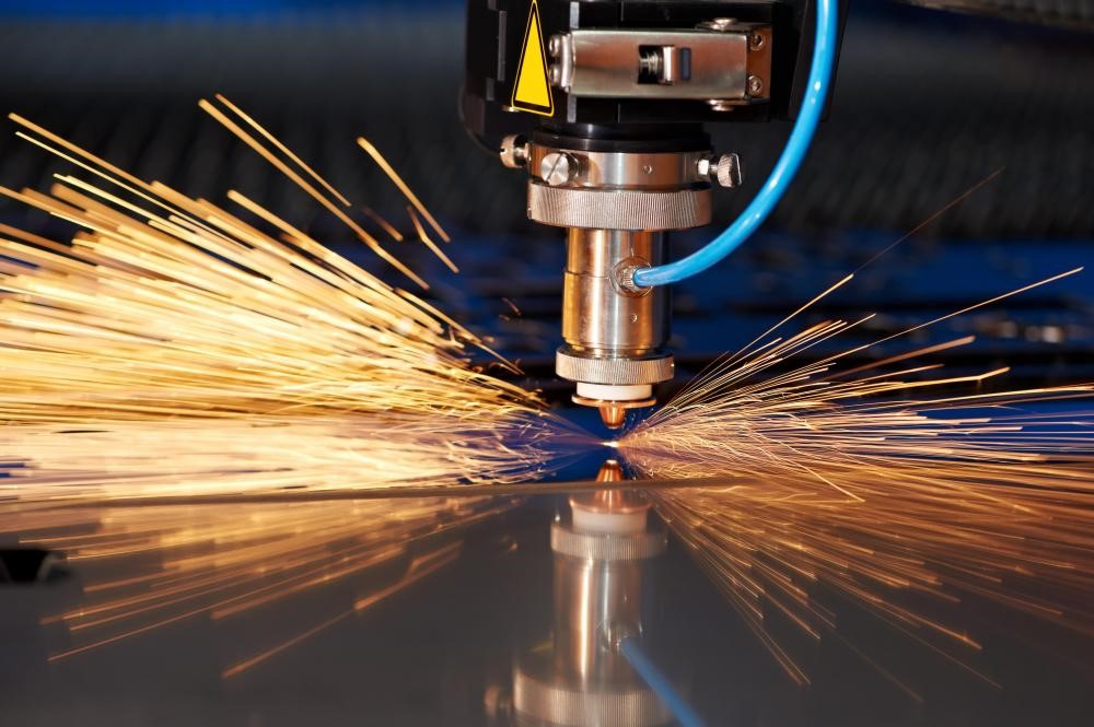 Những điều bạn cần biết về công nghệ cắt laser dùng khí nén hỗ trợ